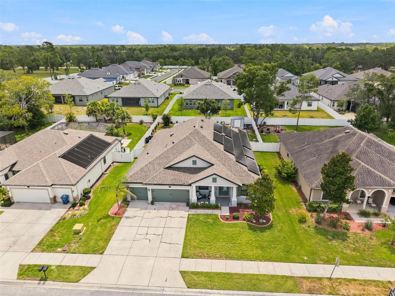 CROWN POINTE - Residential