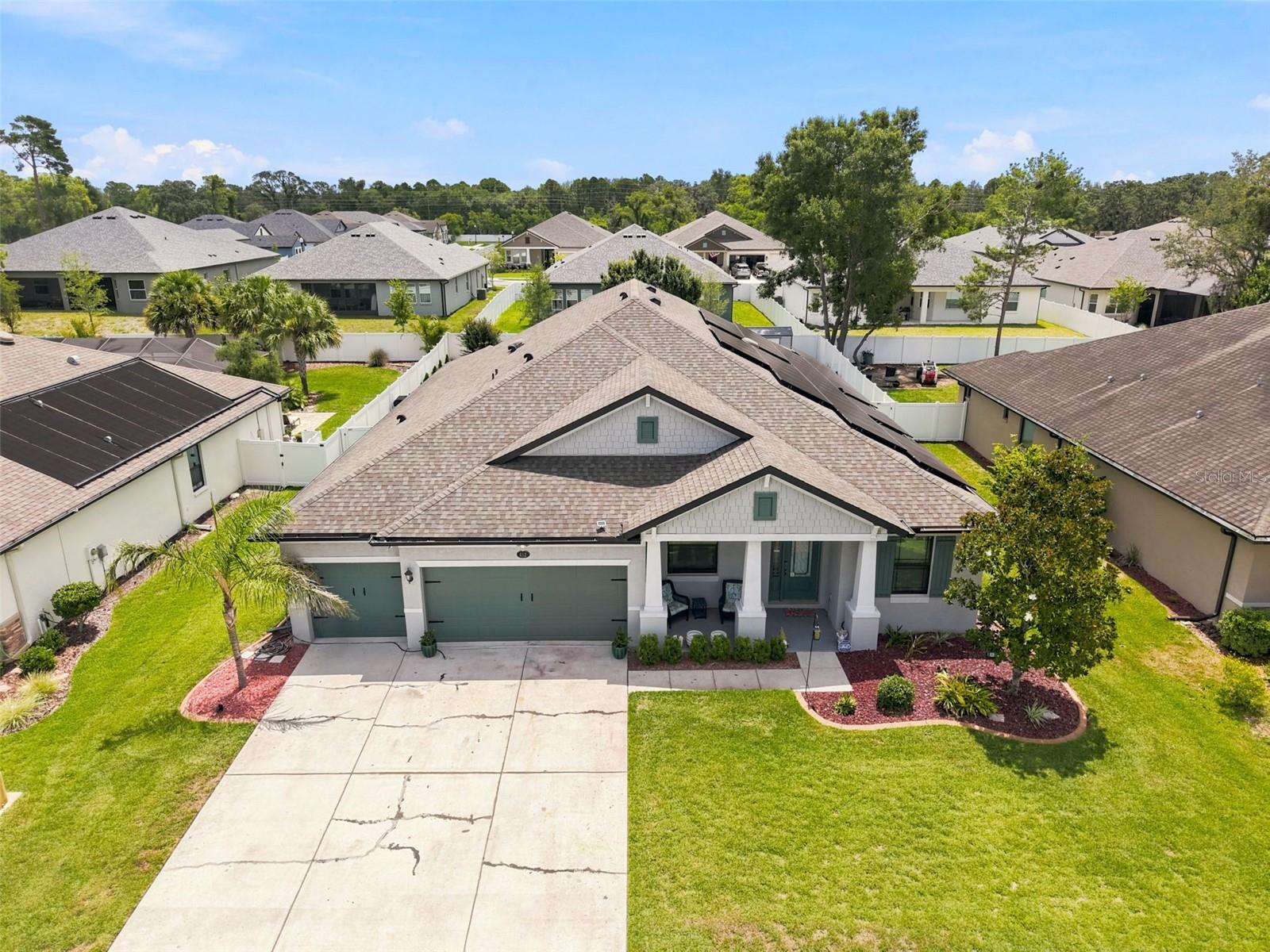 CROWN POINTE - Residential