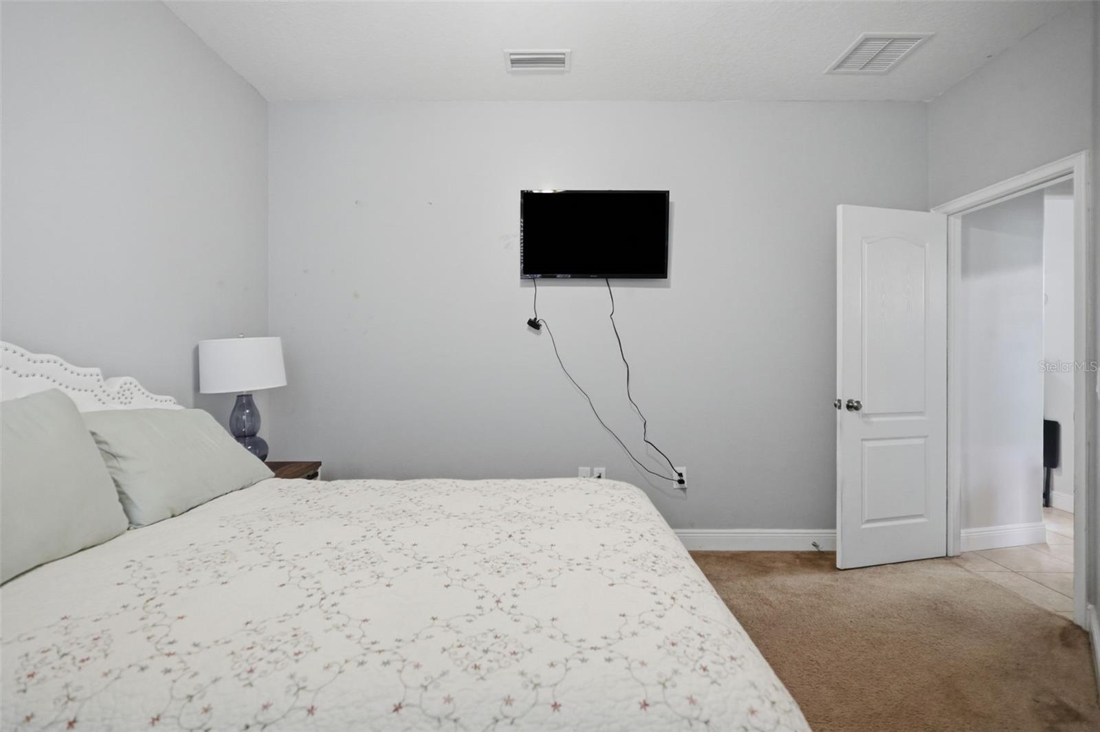 CROWN POINTE - Residential