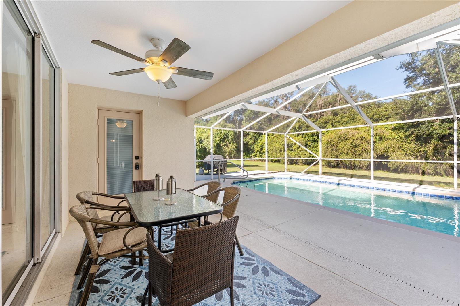 GOLDEN HILLS TURF AND COUNTRY CLUB - Residential