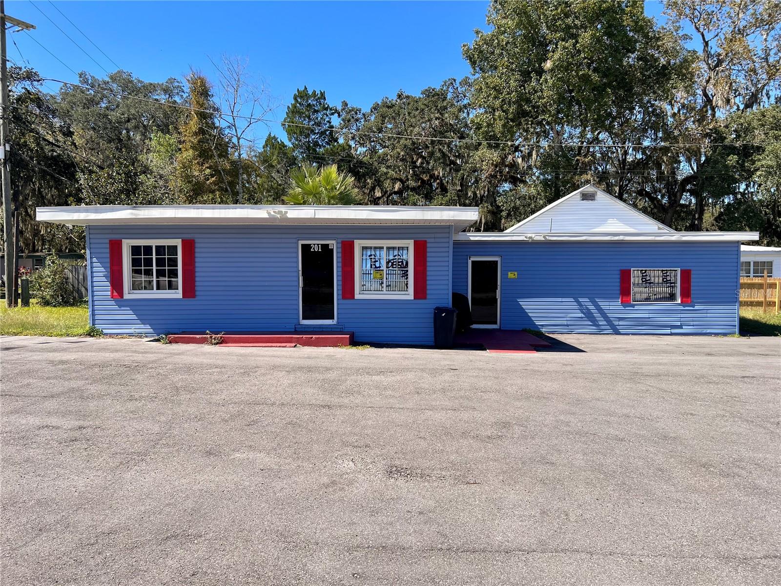 Commercial Lease Opportunity! Prime Commercial property with Great location and Office space. Nestled in the heart of Brooksvile, this exceptional property offers a unique blend of strategic location, ample lot size, and superbly designed office space. 1284 Sqft Office with front and side door entries. Spanning across 9,450sqft the lot size of this property is vast and versatile. The spacious lot provides abundant parking space, ensuring that your clients, employees, and partners never face the inconvenience of limited parking. Your business will be on a busy street with over 10,000 vehicles per day passing by the property. Signage is available on free standing marquee. Building and lot can be modified to fit your business! Open to lease to any business that desires a great location in Brooksville. Close to Hwy 41 and 15Min to I-75 and The Suncoast Pkwy. Call Today for your private showing!