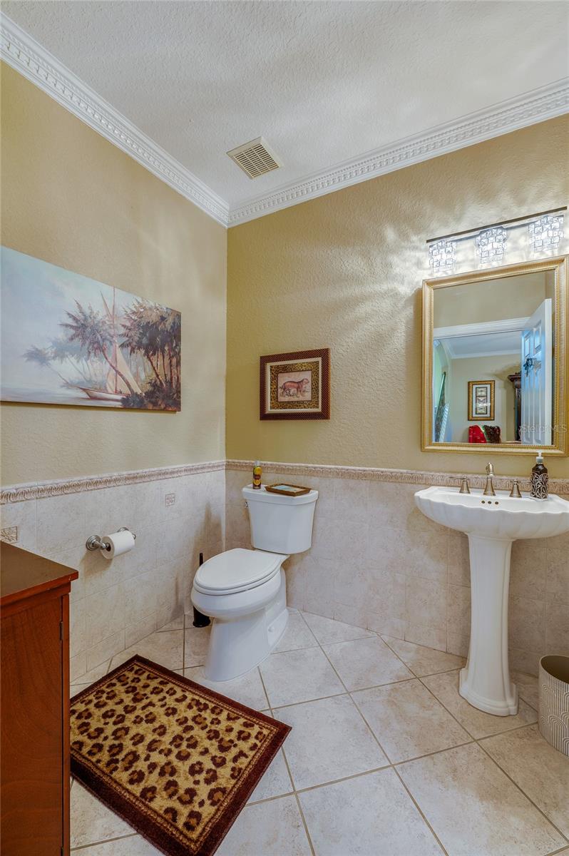 LADY LAKE VISTA LAGO VILLAS CONDO UNIT 12 - Residential