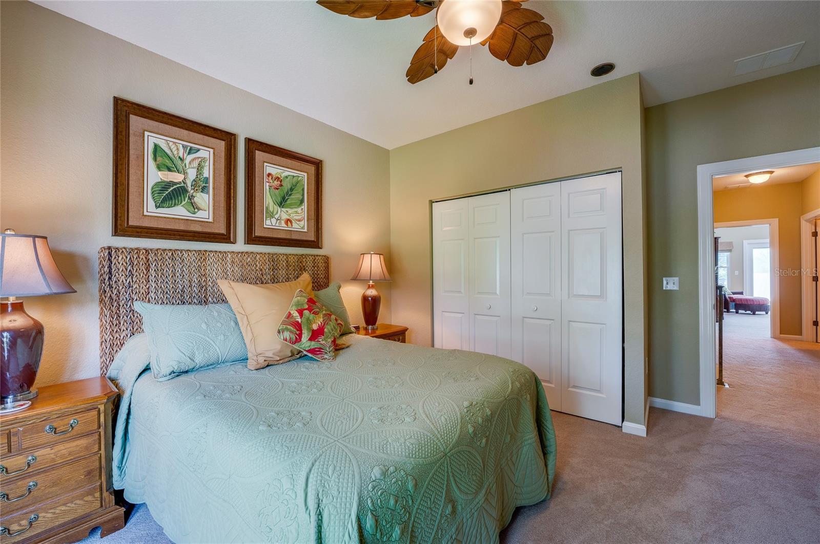 LADY LAKE VISTA LAGO VILLAS CONDO UNIT 12 - Residential