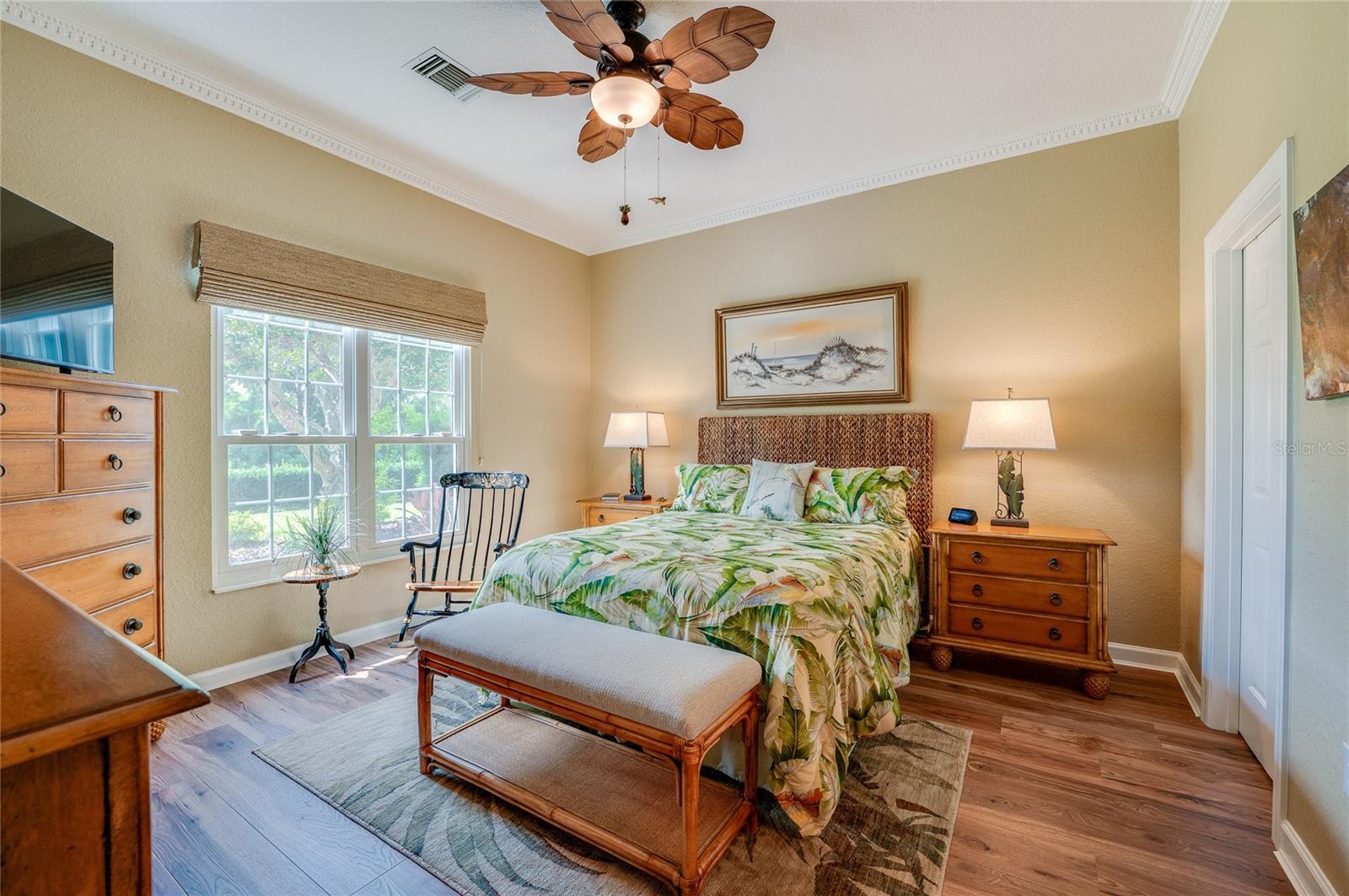 LADY LAKE VISTA LAGO VILLAS CONDO UNIT 12 - Residential
