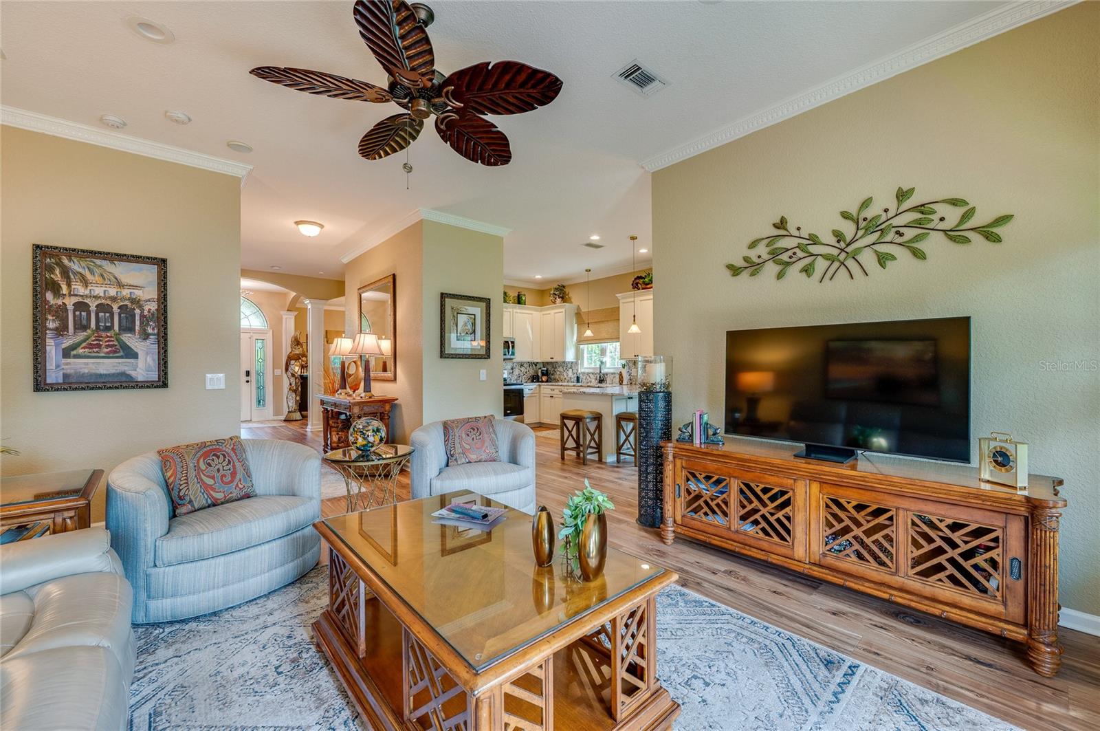 LADY LAKE VISTA LAGO VILLAS CONDO UNIT 12 - Residential