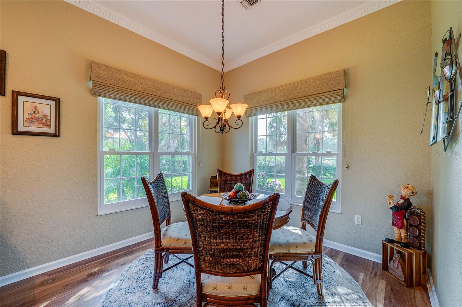 LADY LAKE VISTA LAGO VILLAS CONDO UNIT 12 - Residential