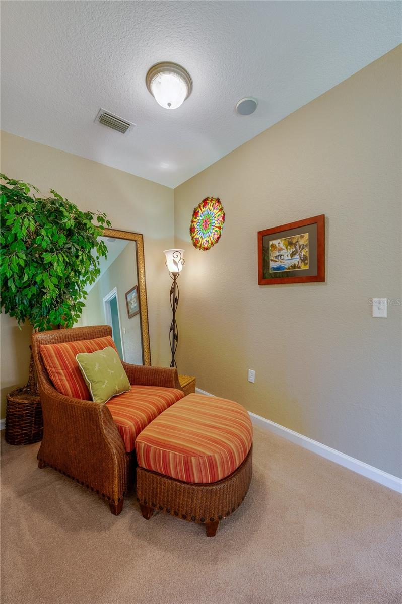 LADY LAKE VISTA LAGO VILLAS CONDO UNIT 12 - Residential
