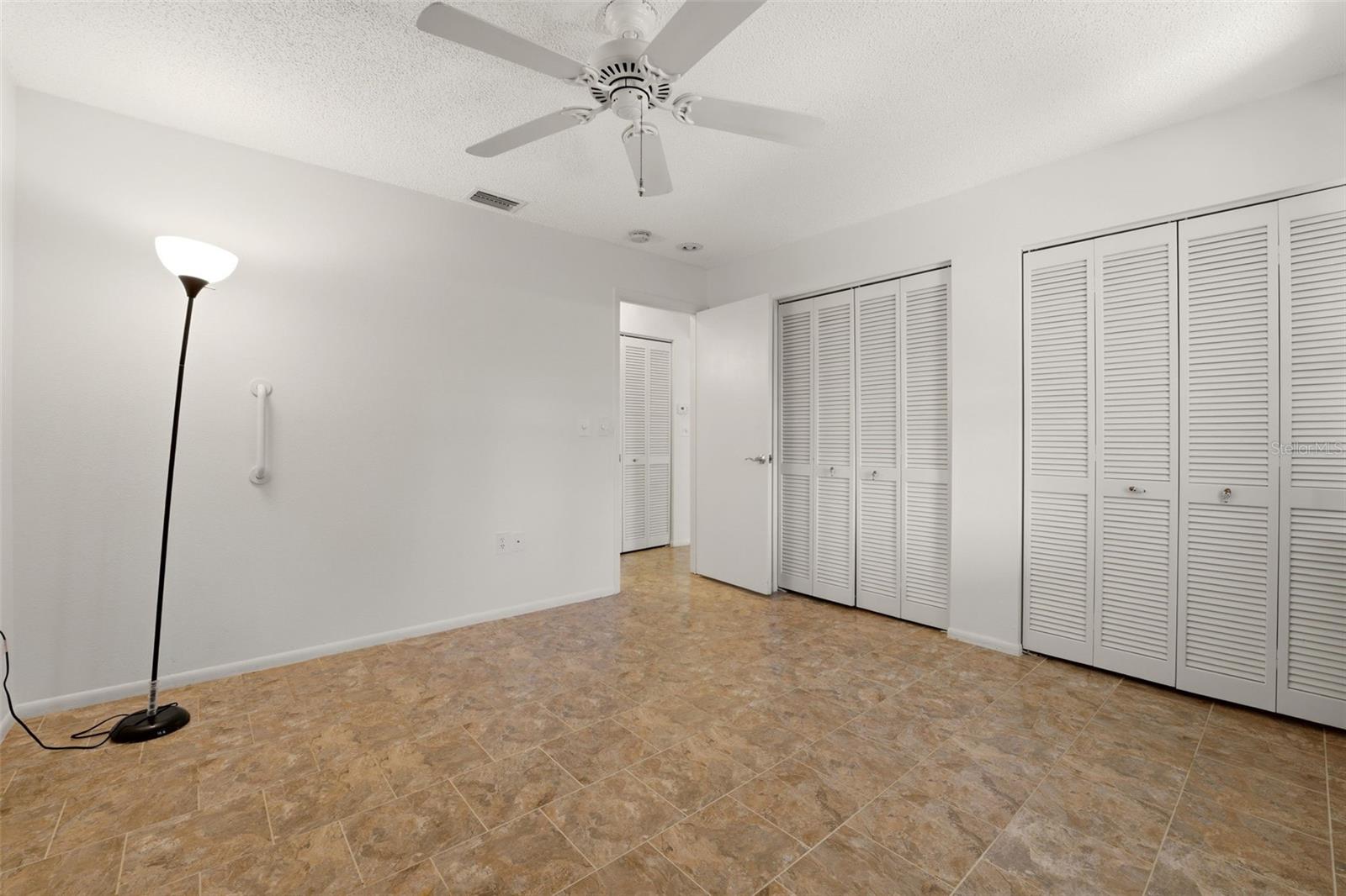 MEADOWCROFT SOUTH - Residential