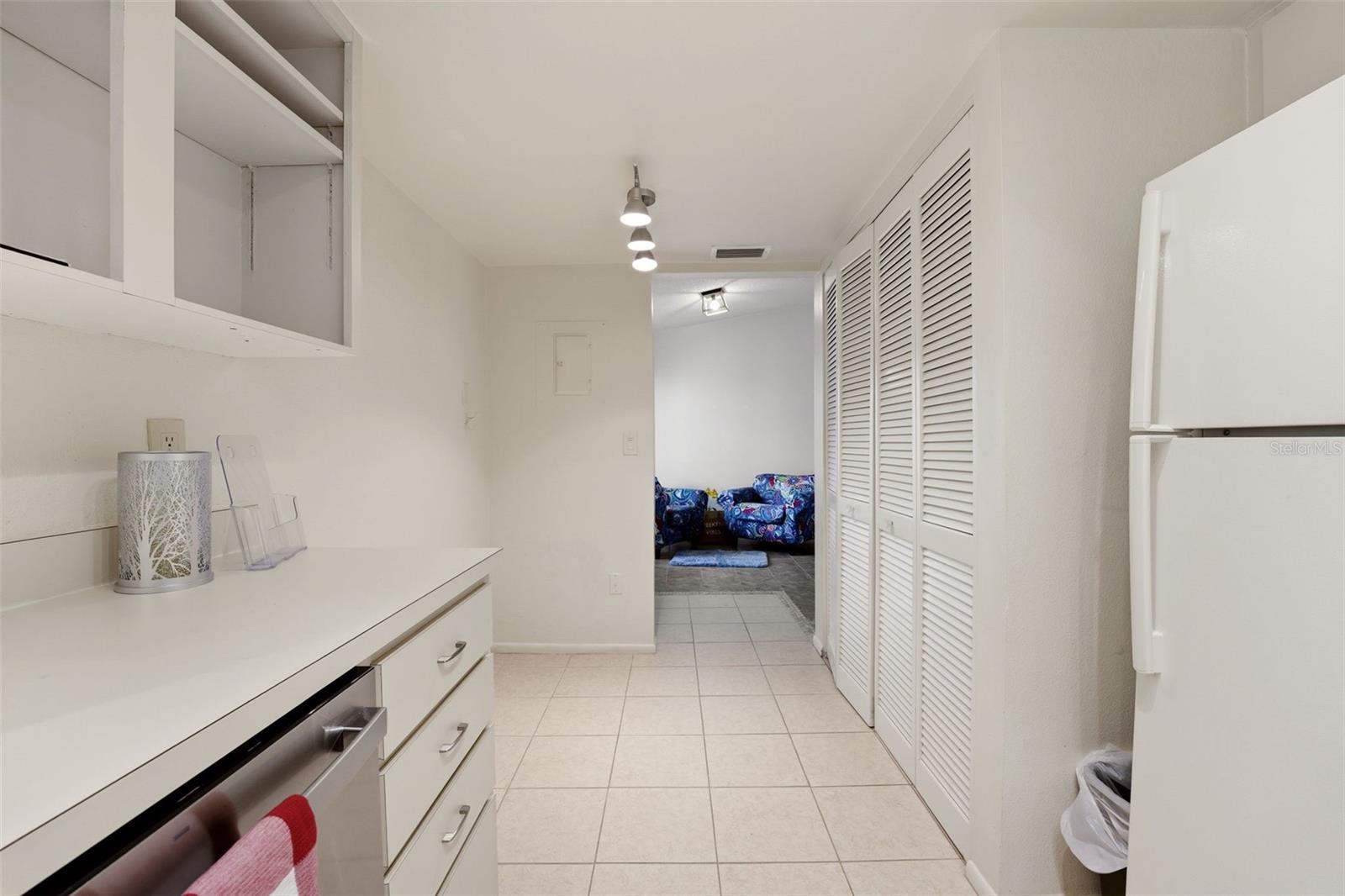 MEADOWCROFT SOUTH - Residential