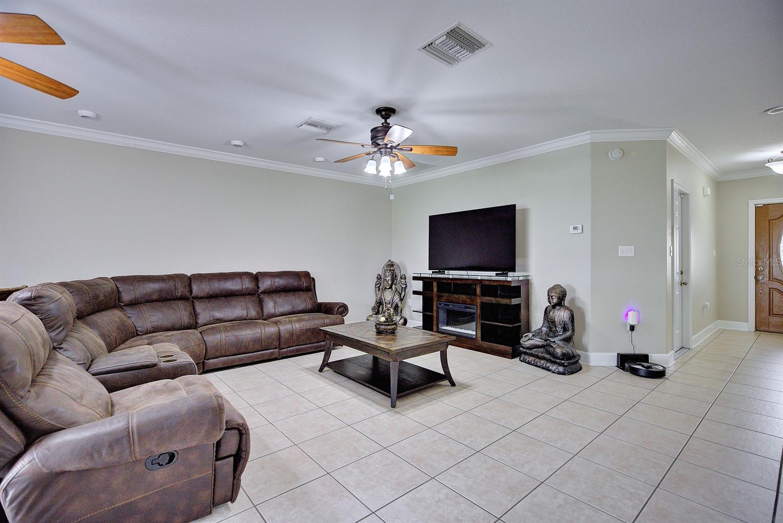 FLAMINGO CLUB VILLAS - Residential