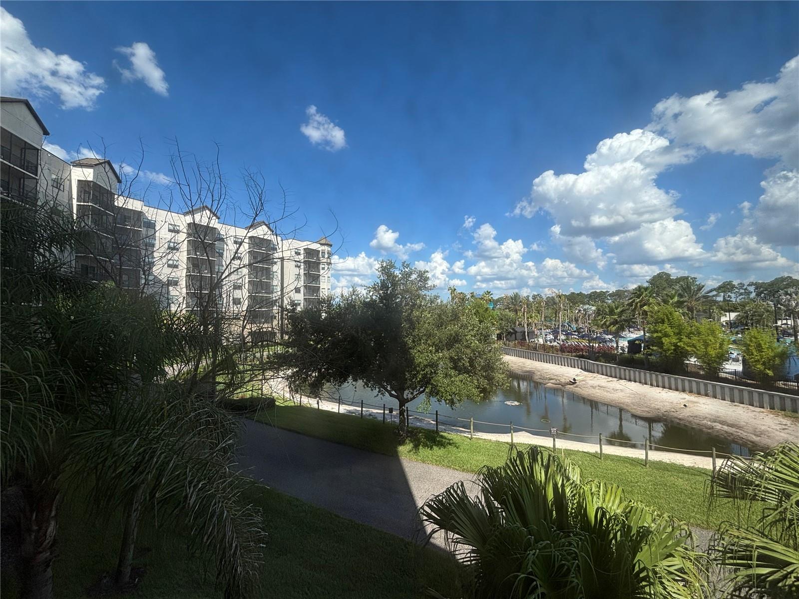 GROVE RESIDENCE & SPA HOTEL CONDO - Residential