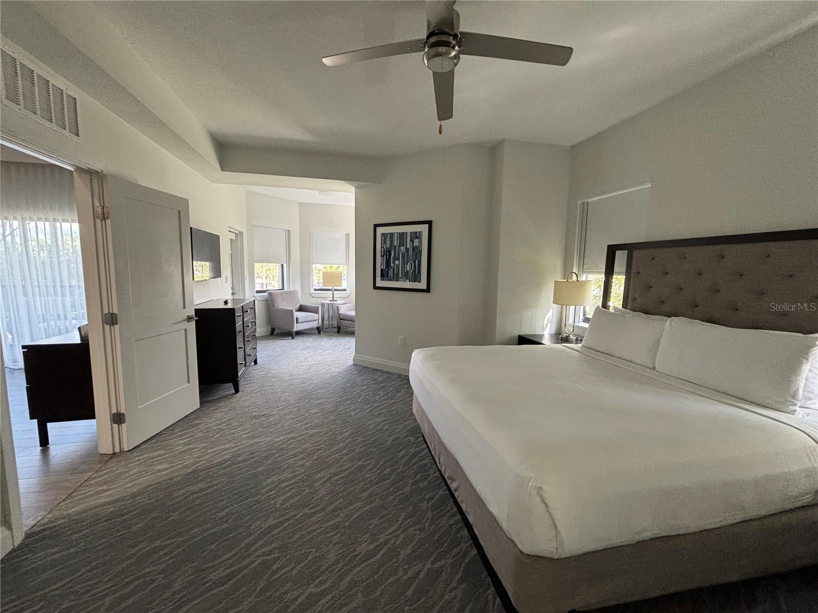 GROVE RESIDENCE & SPA HOTEL CONDO - Residential
