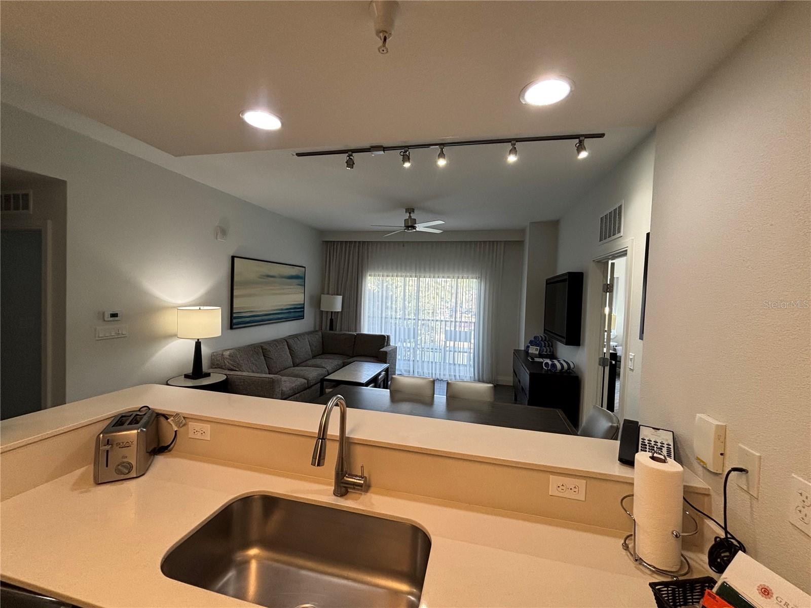 GROVE RESIDENCE & SPA HOTEL CONDO - Residential