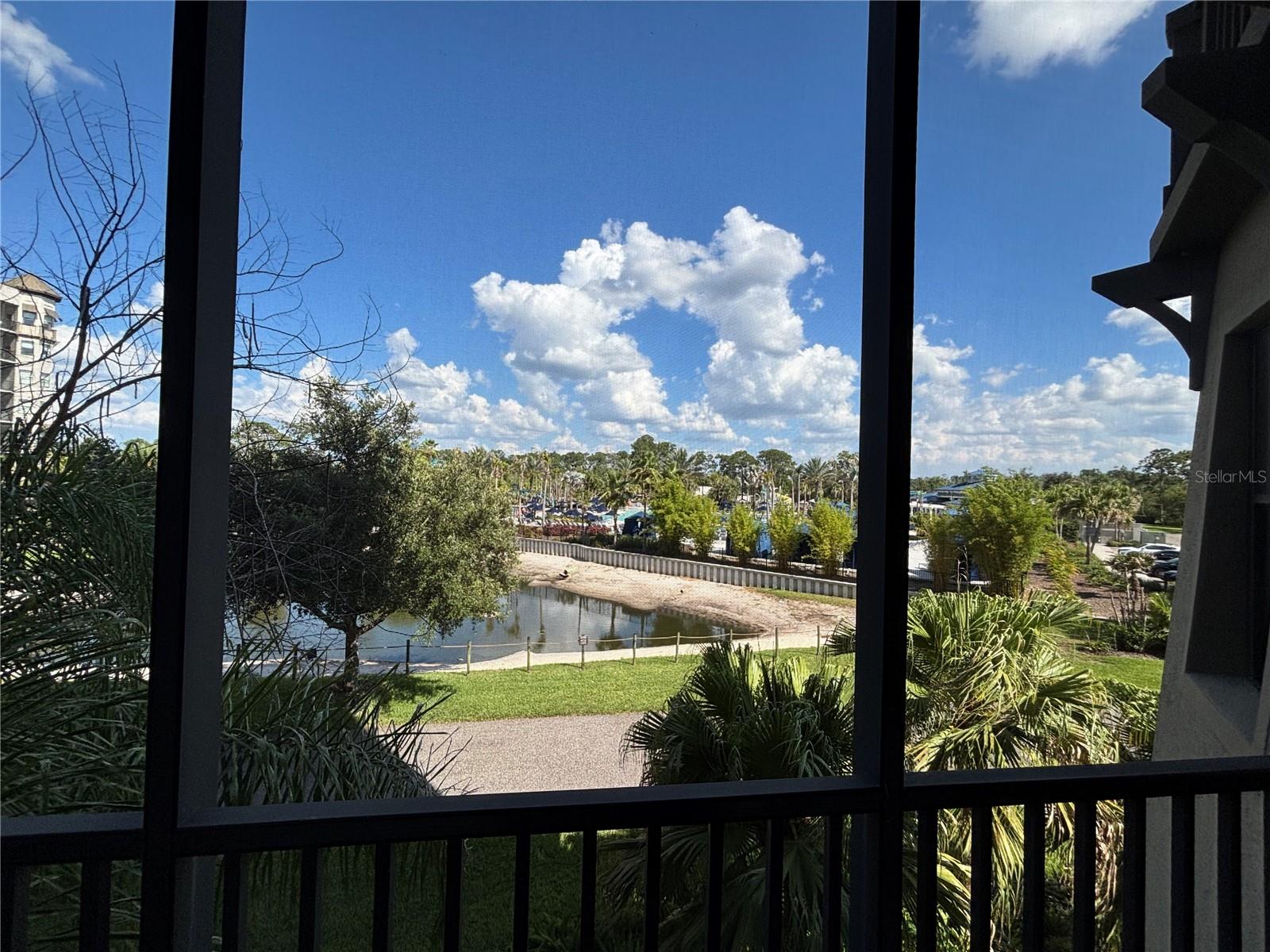 GROVE RESIDENCE & SPA HOTEL CONDO - Residential