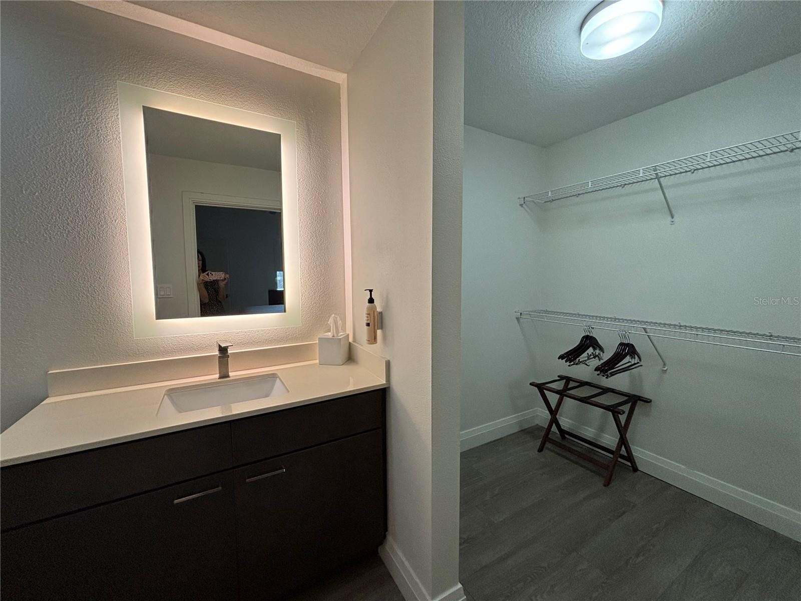 GROVE RESIDENCE & SPA HOTEL CONDO - Residential