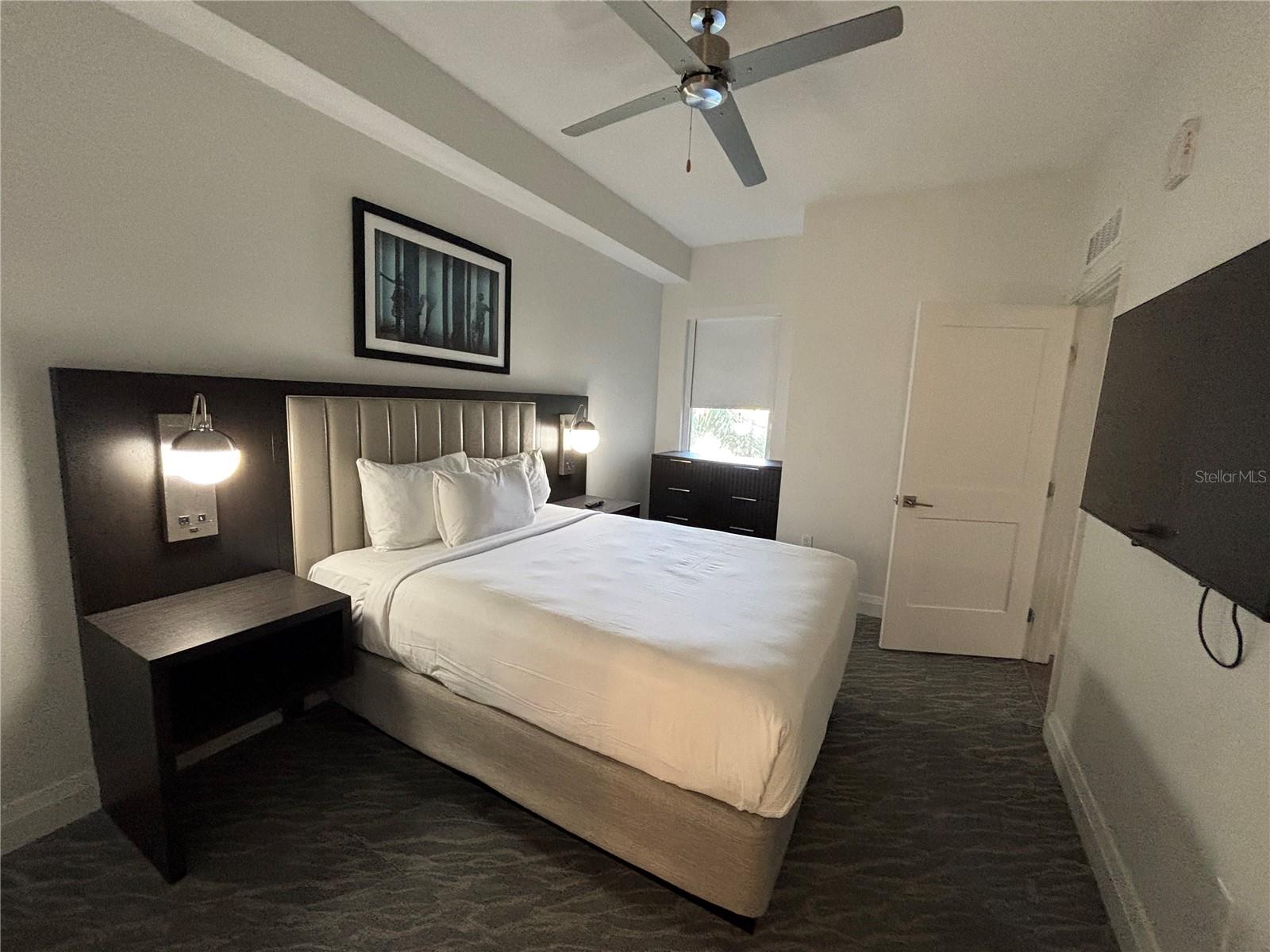 GROVE RESIDENCE & SPA HOTEL CONDO - Residential