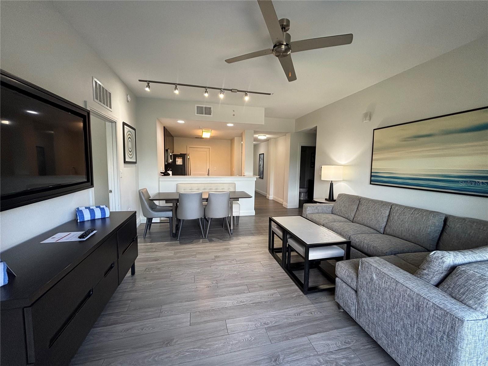 GROVE RESIDENCE & SPA HOTEL CONDO - Residential