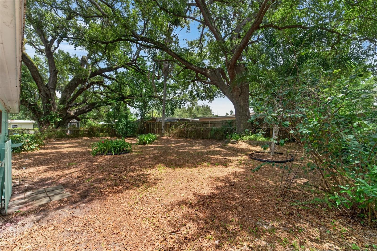 WOODLAND TERRACE - Residential