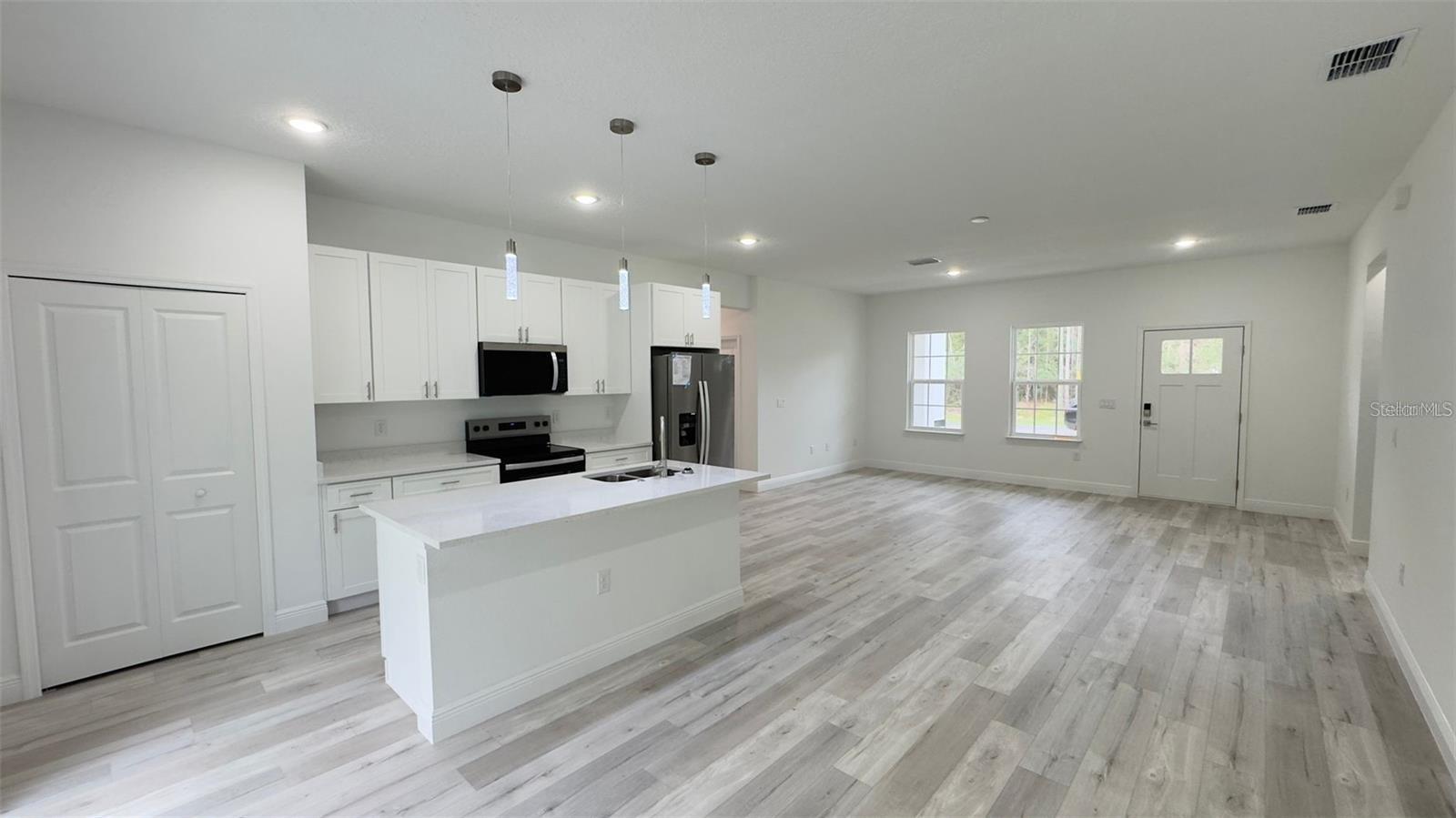 CITRUS SPGS UNIT 23 - Residential Lease