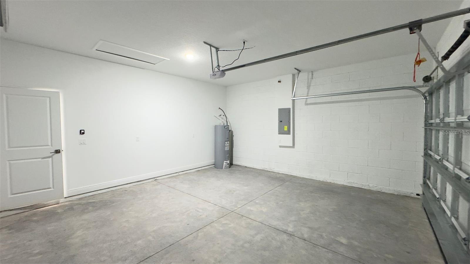 CITRUS SPGS UNIT 23 - Residential Lease
