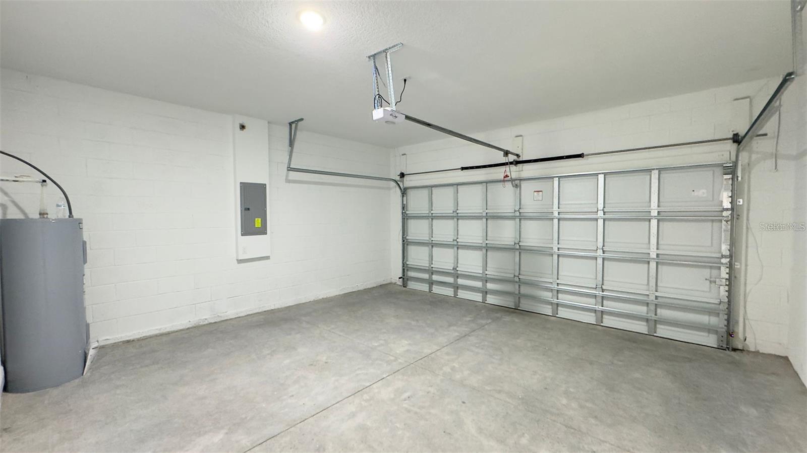 CITRUS SPGS UNIT 23 - Residential Lease