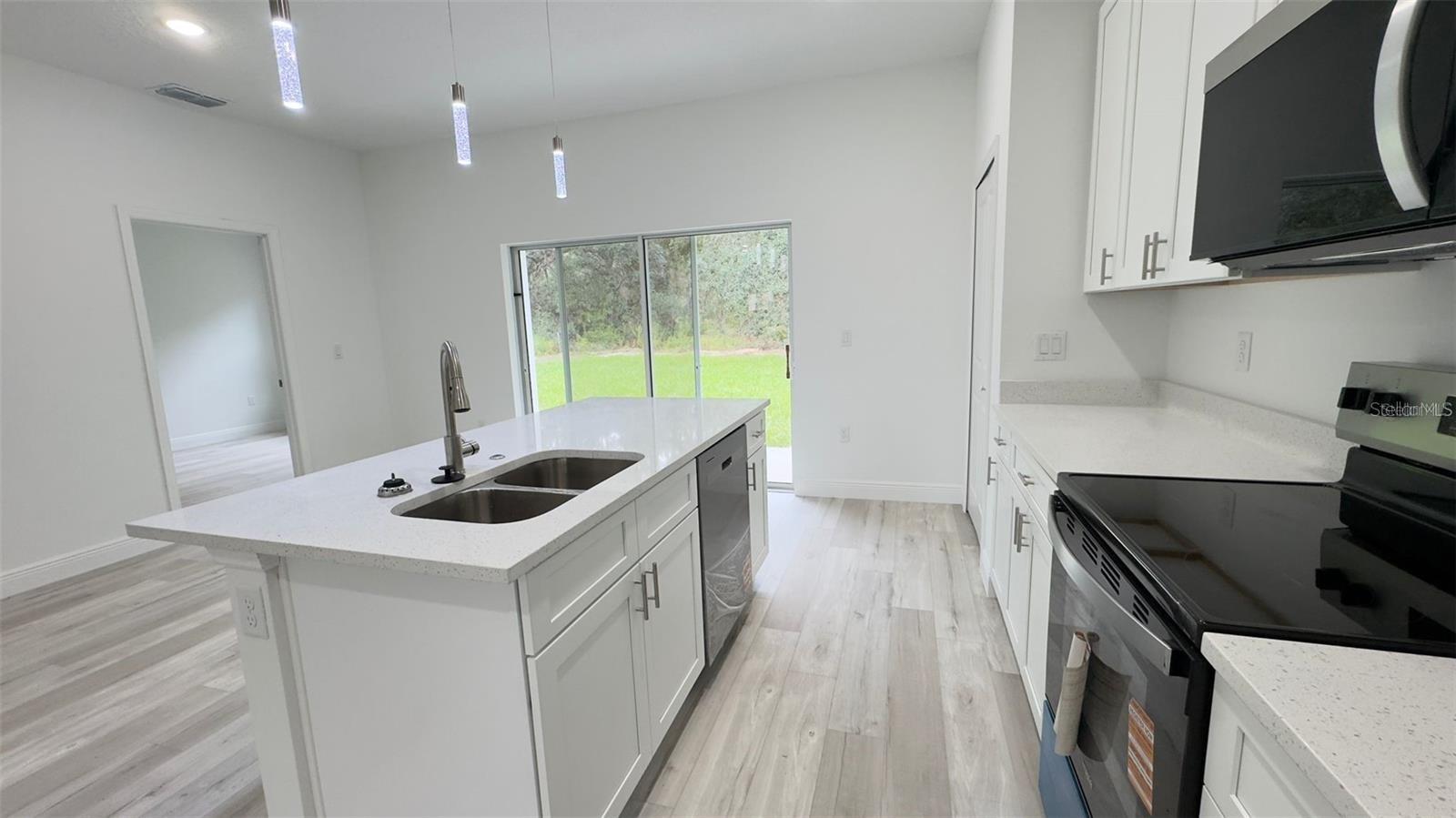 CITRUS SPGS UNIT 23 - Residential Lease