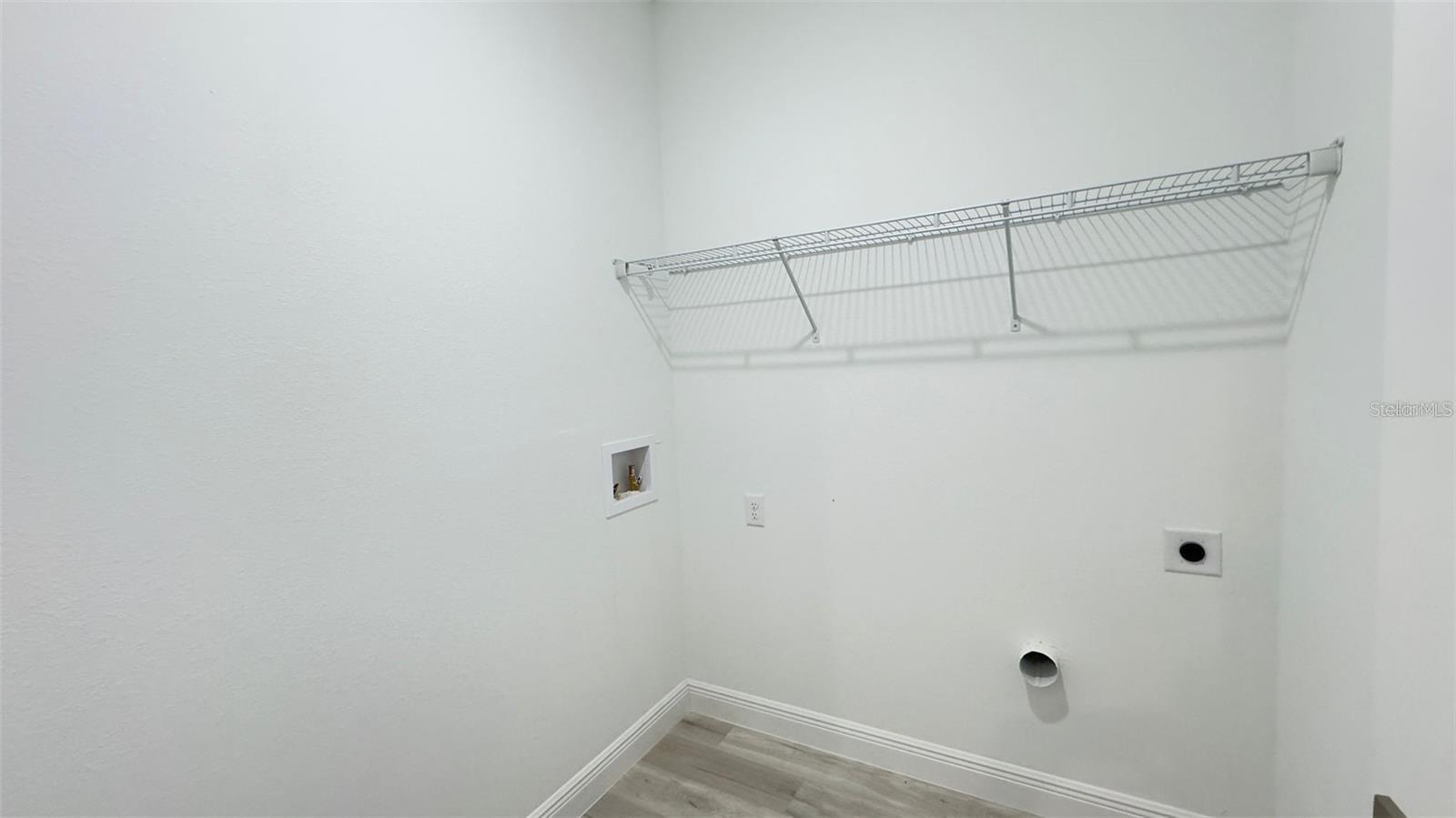 CITRUS SPGS UNIT 23 - Residential Lease