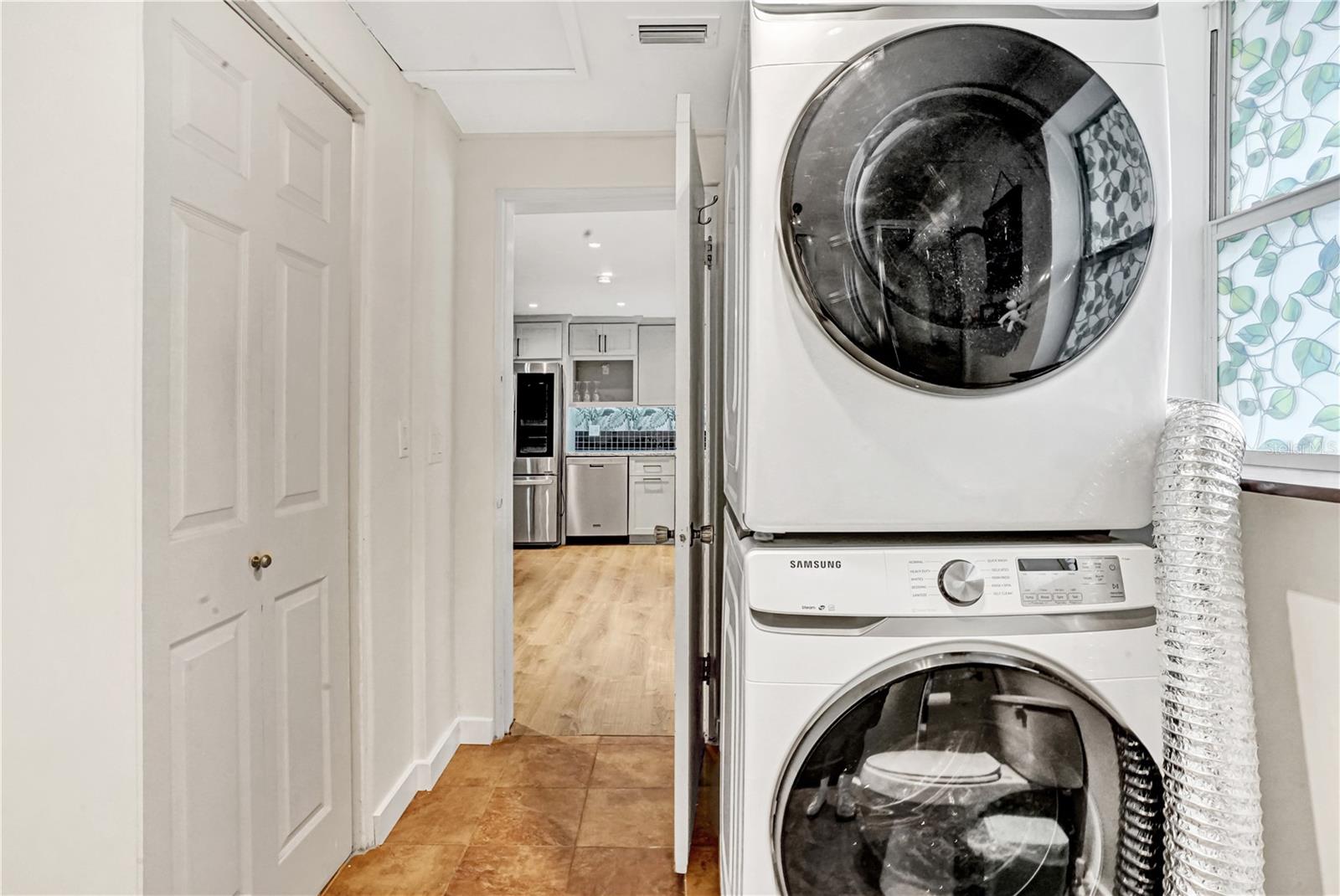 EDGEMERE - Residential