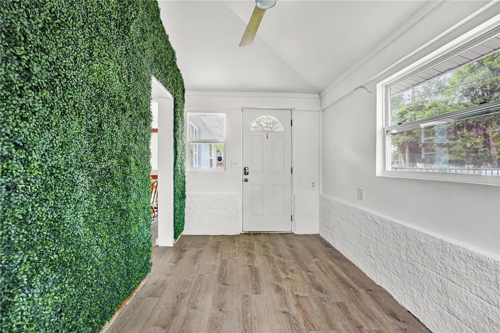 EDGEMERE - Residential