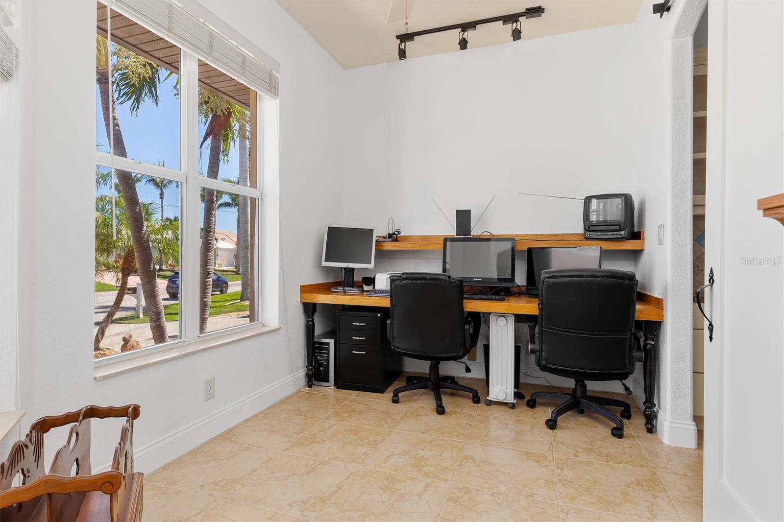 PUNTA GORDA ISLES SEC 14 - Residential