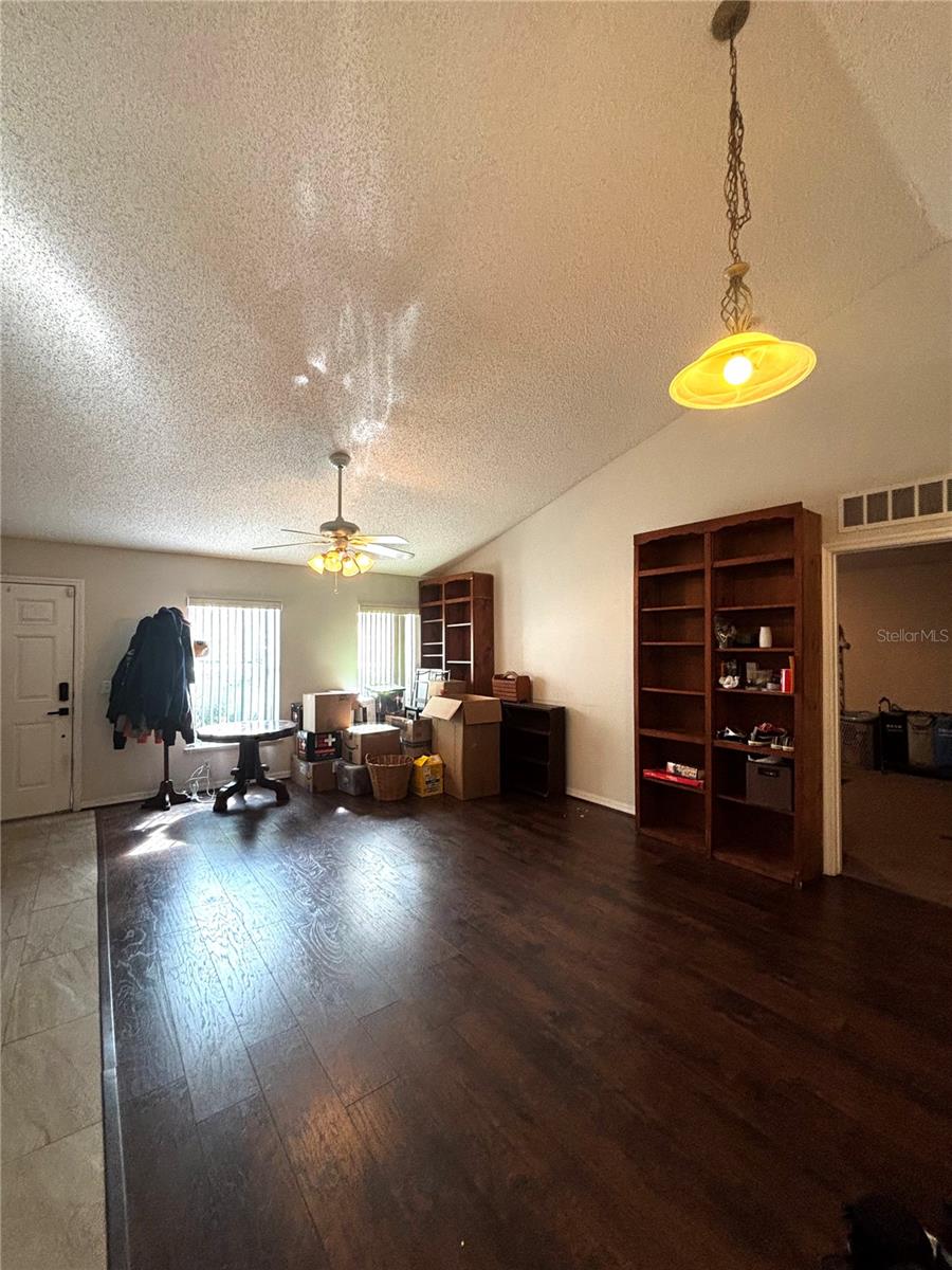 INDIAN TRAILS - Residential Lease