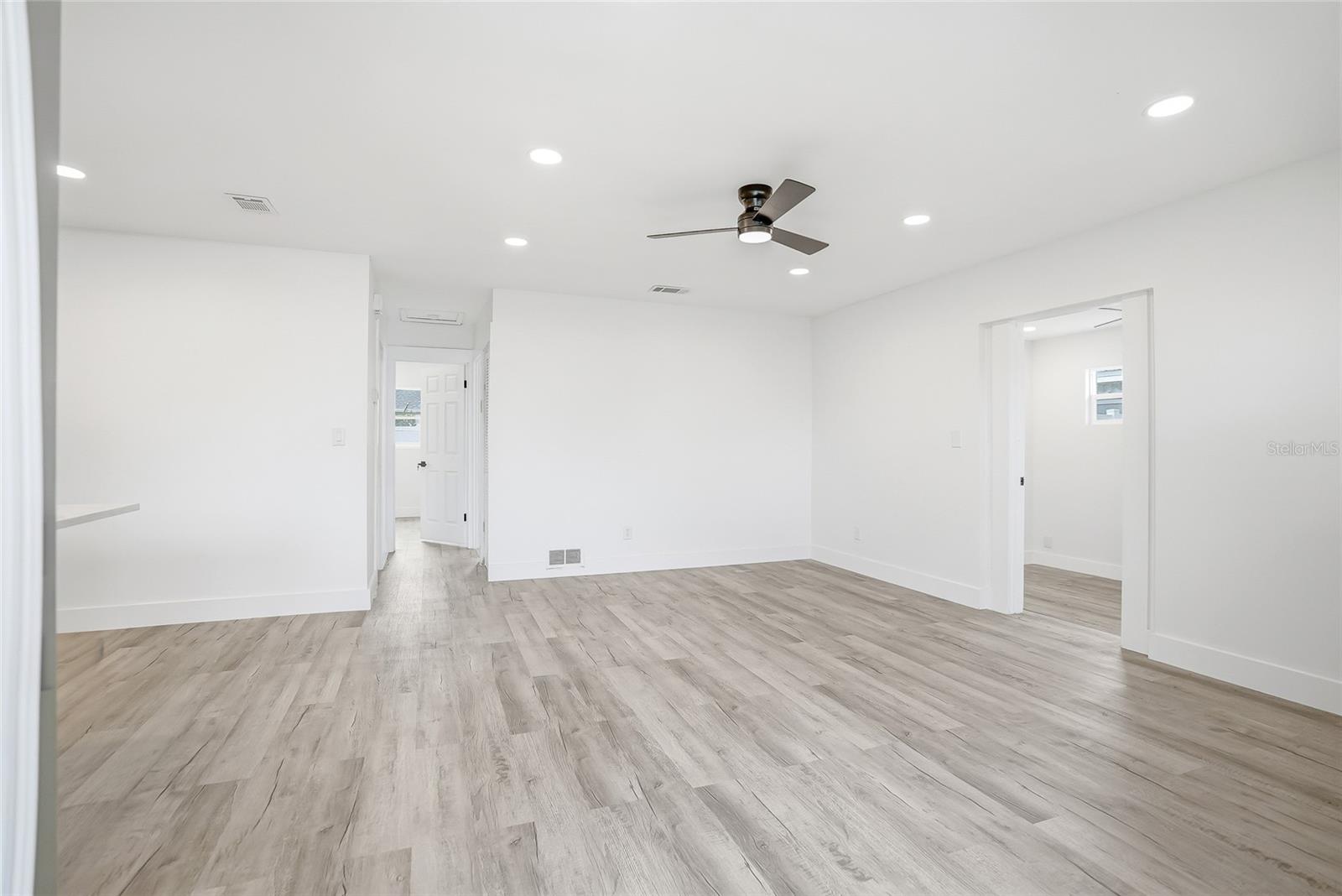 APOLLO BEACH UNIT ONE PT ONE - Residential