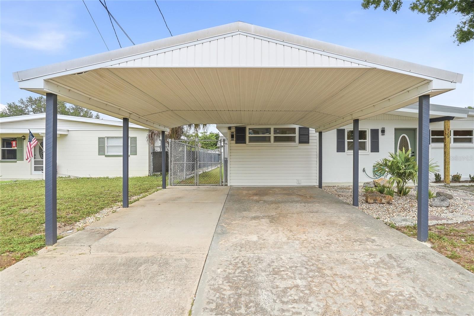 APOLLO BEACH UNIT ONE PT ONE - Residential