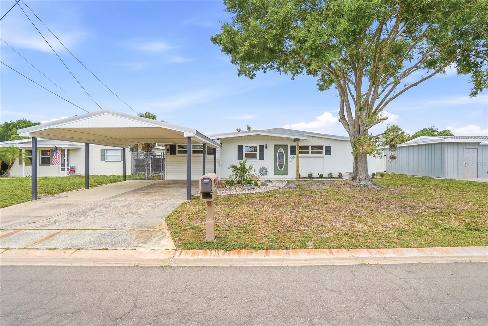 APOLLO BEACH UNIT ONE PT ONE - Residential