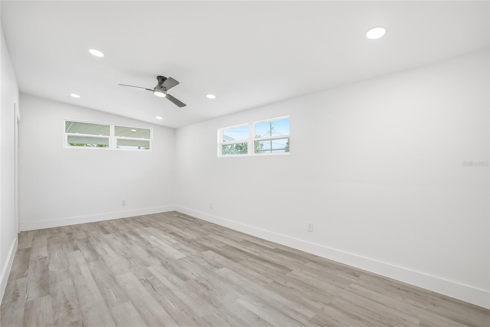 APOLLO BEACH UNIT ONE PT ONE - Residential