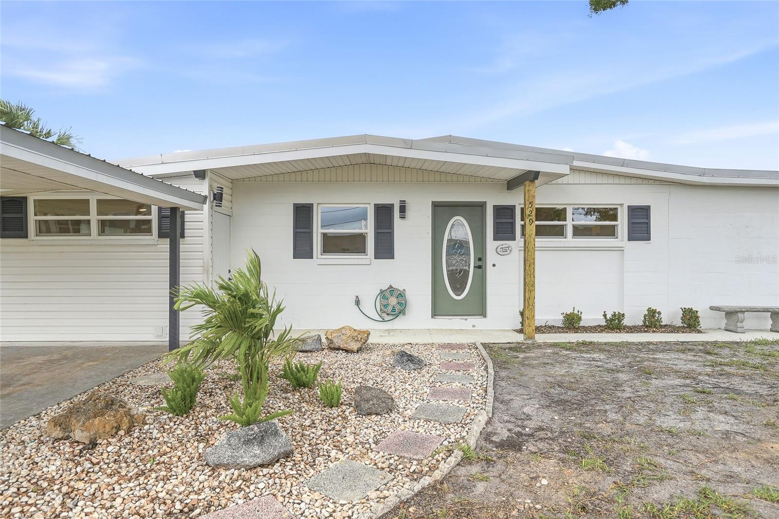 APOLLO BEACH UNIT ONE PT ONE - Residential