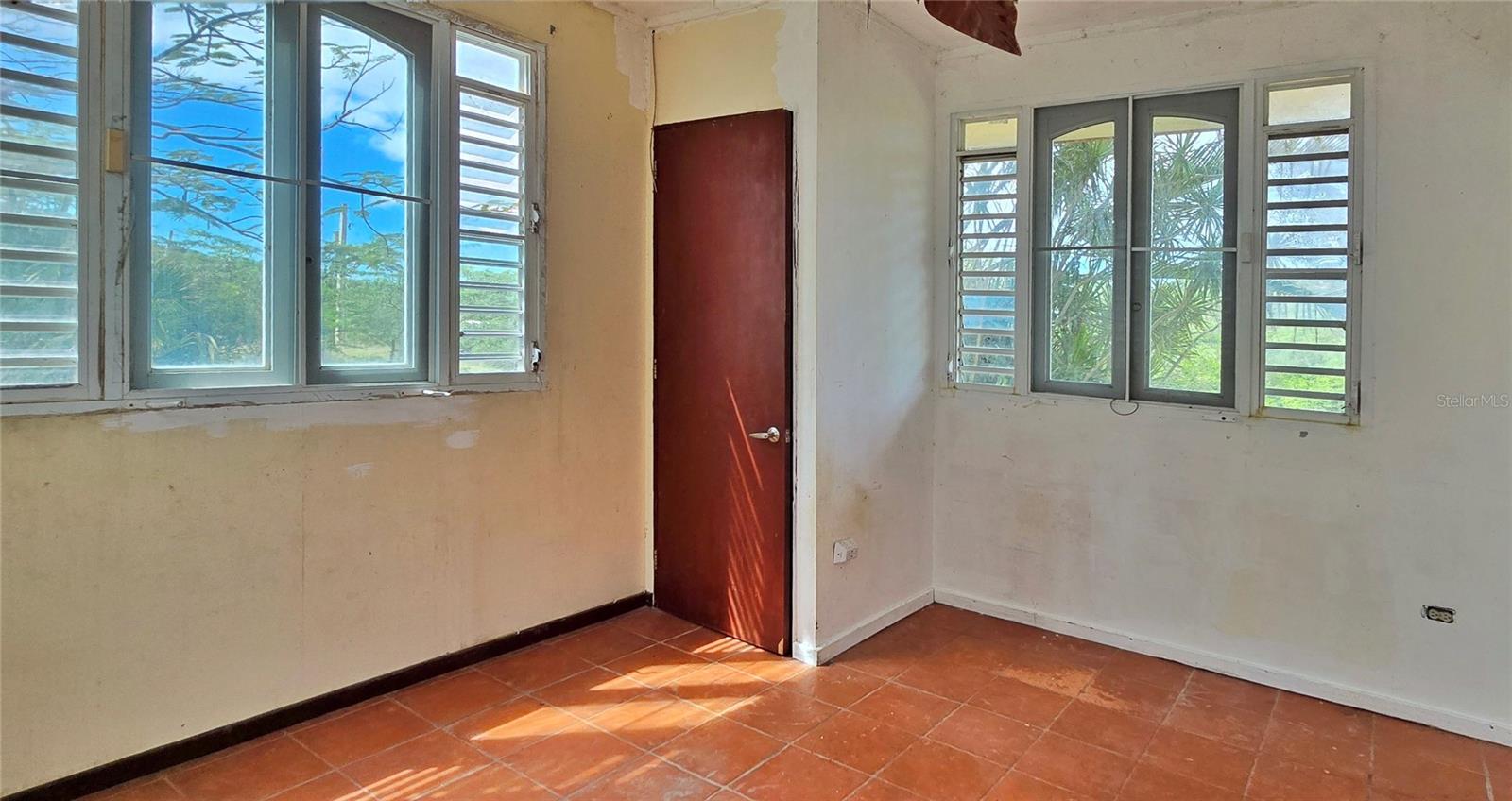 FLAMENCO WARD - Residential
