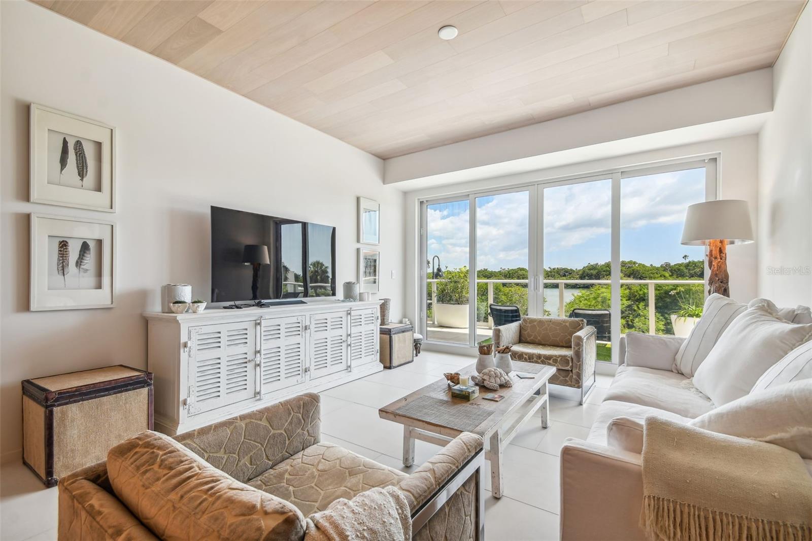 SERENA BY THE SEA CONDO - Residential