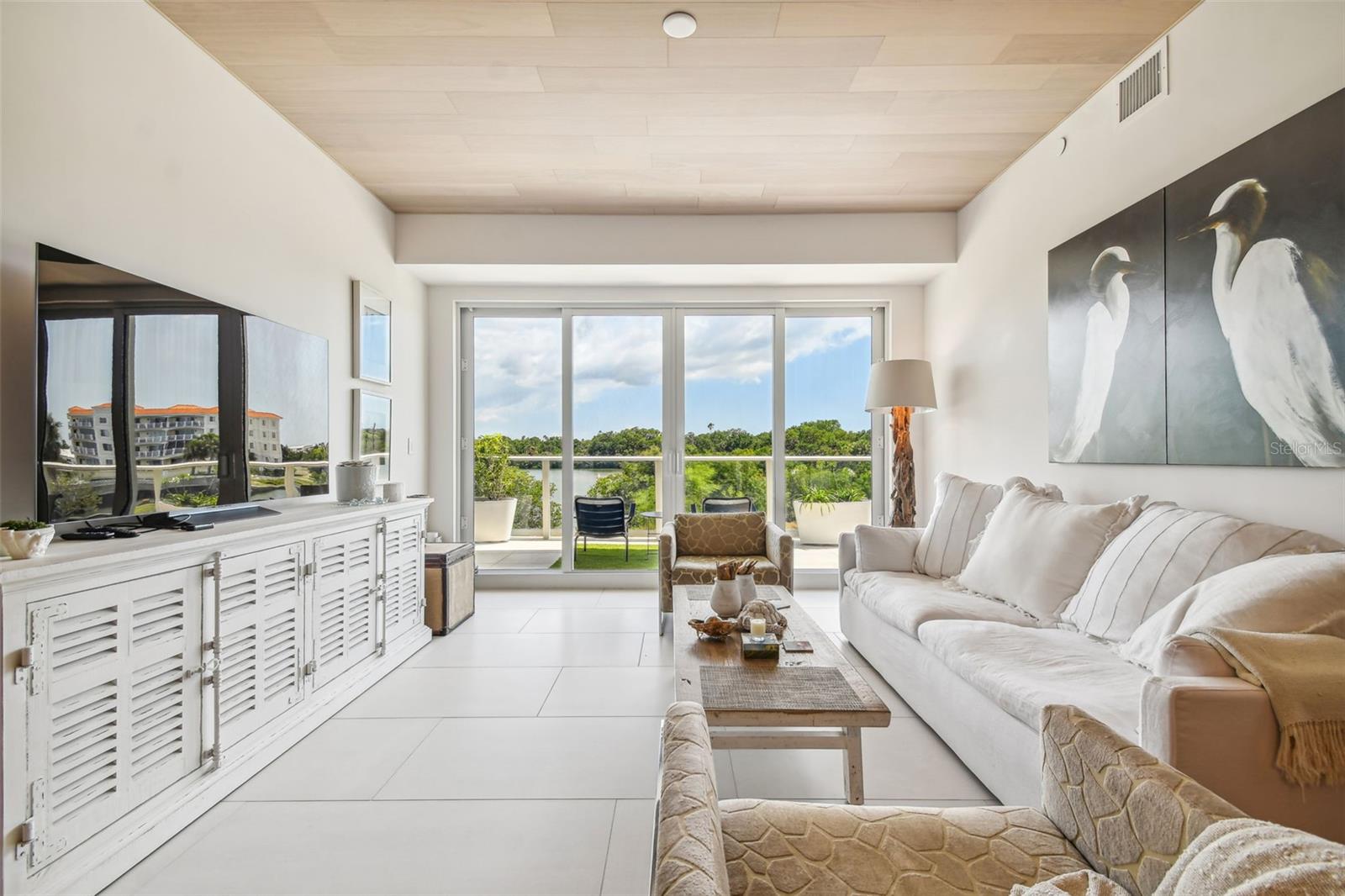 SERENA BY THE SEA CONDO - Residential