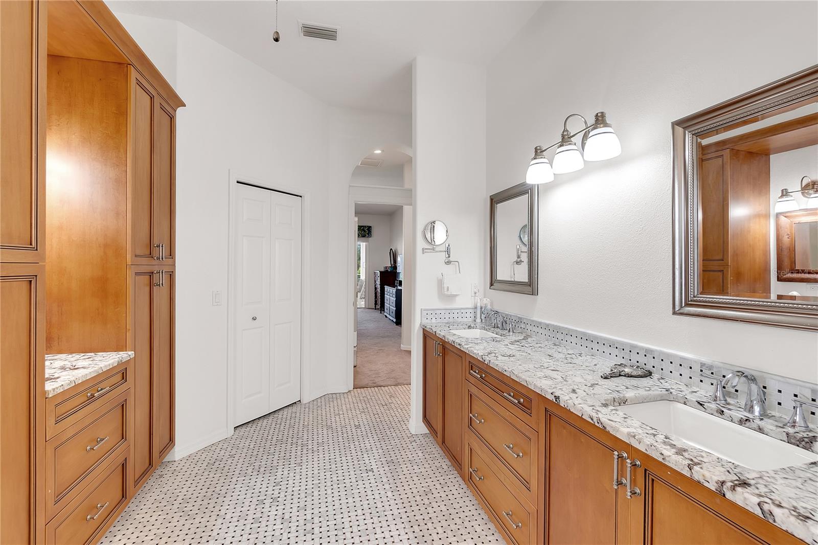 RIVERDALE REV - Residential