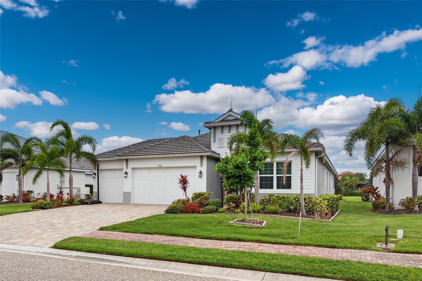 LEGENDS BAY - Residential Lease