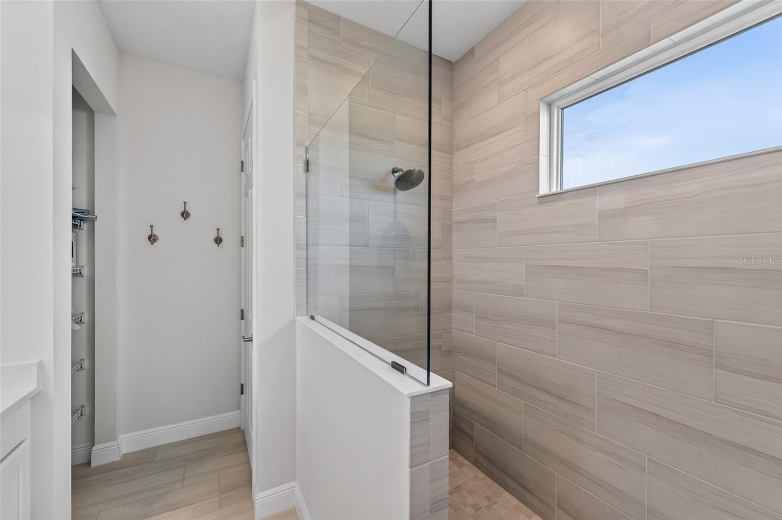 LEGENDS BAY - Residential Lease