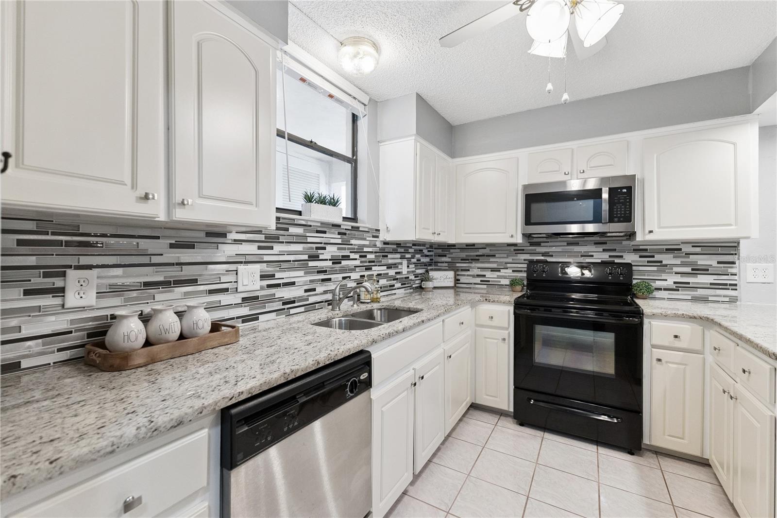 GOLFS EDGE CONDO - Residential