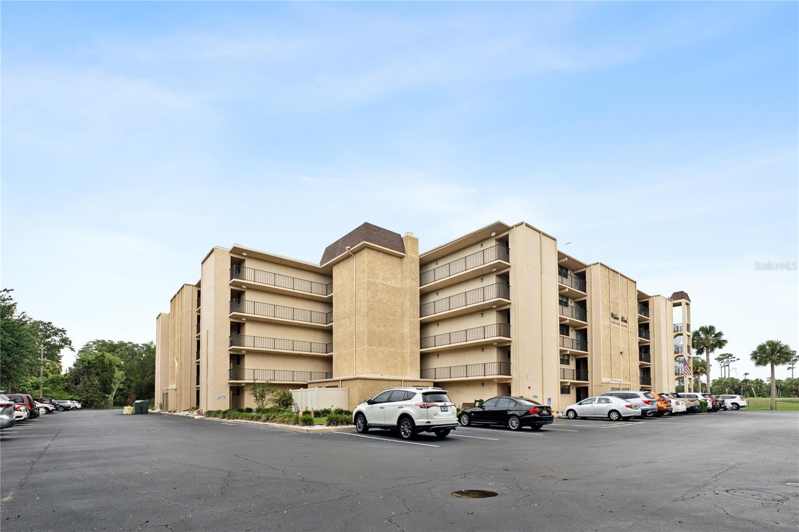GOLFS EDGE CONDO - Residential