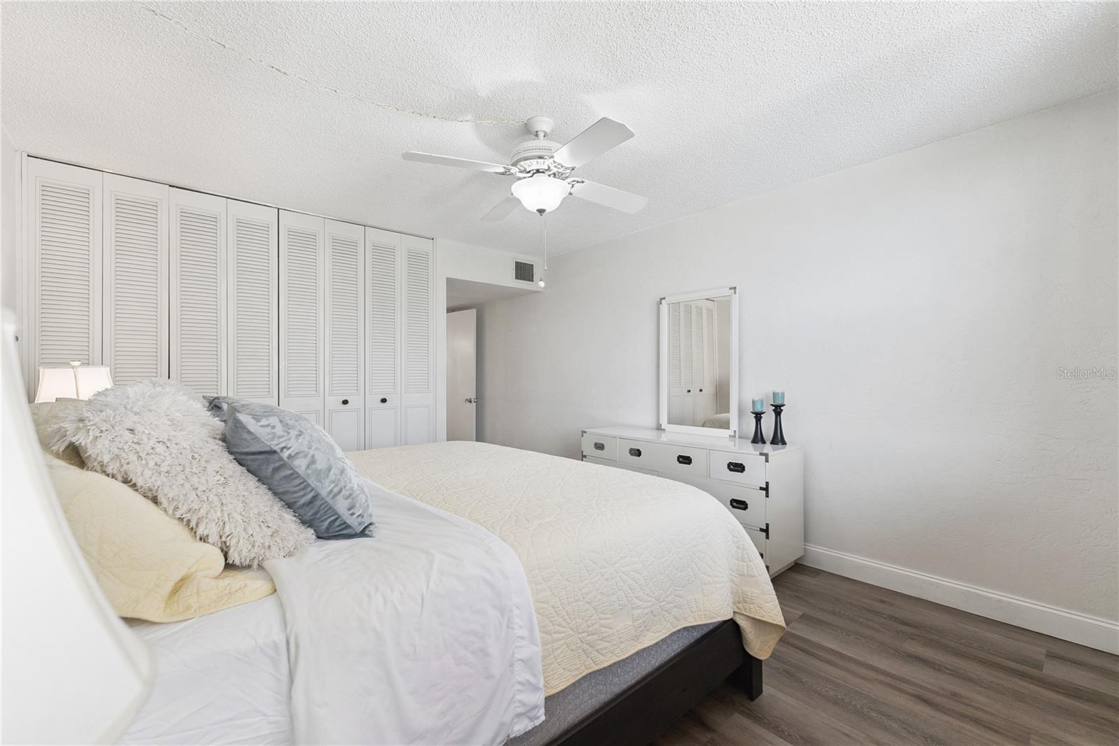 GOLFS EDGE CONDO - Residential