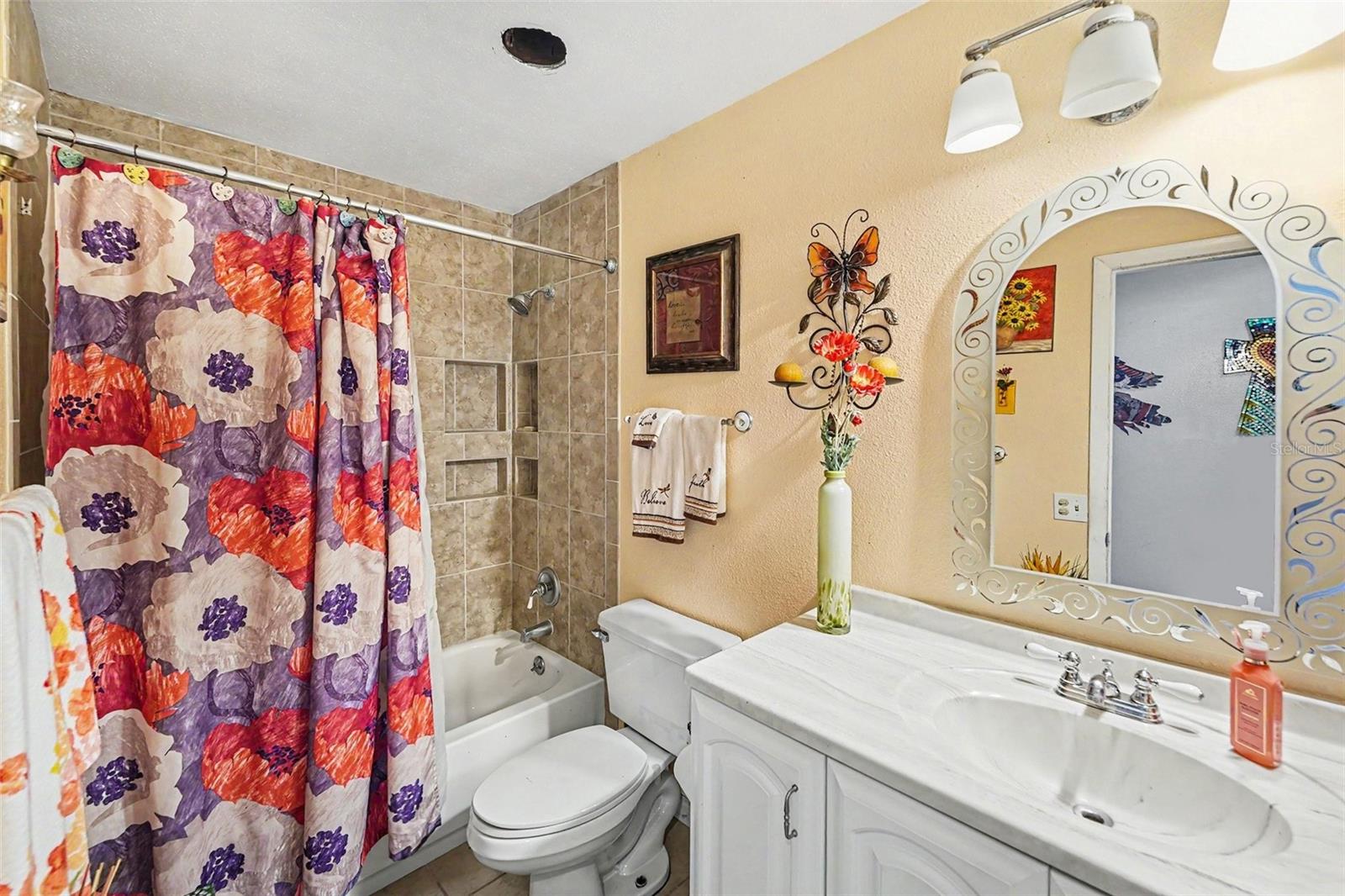 SHOREACRES CENTER - Residential
