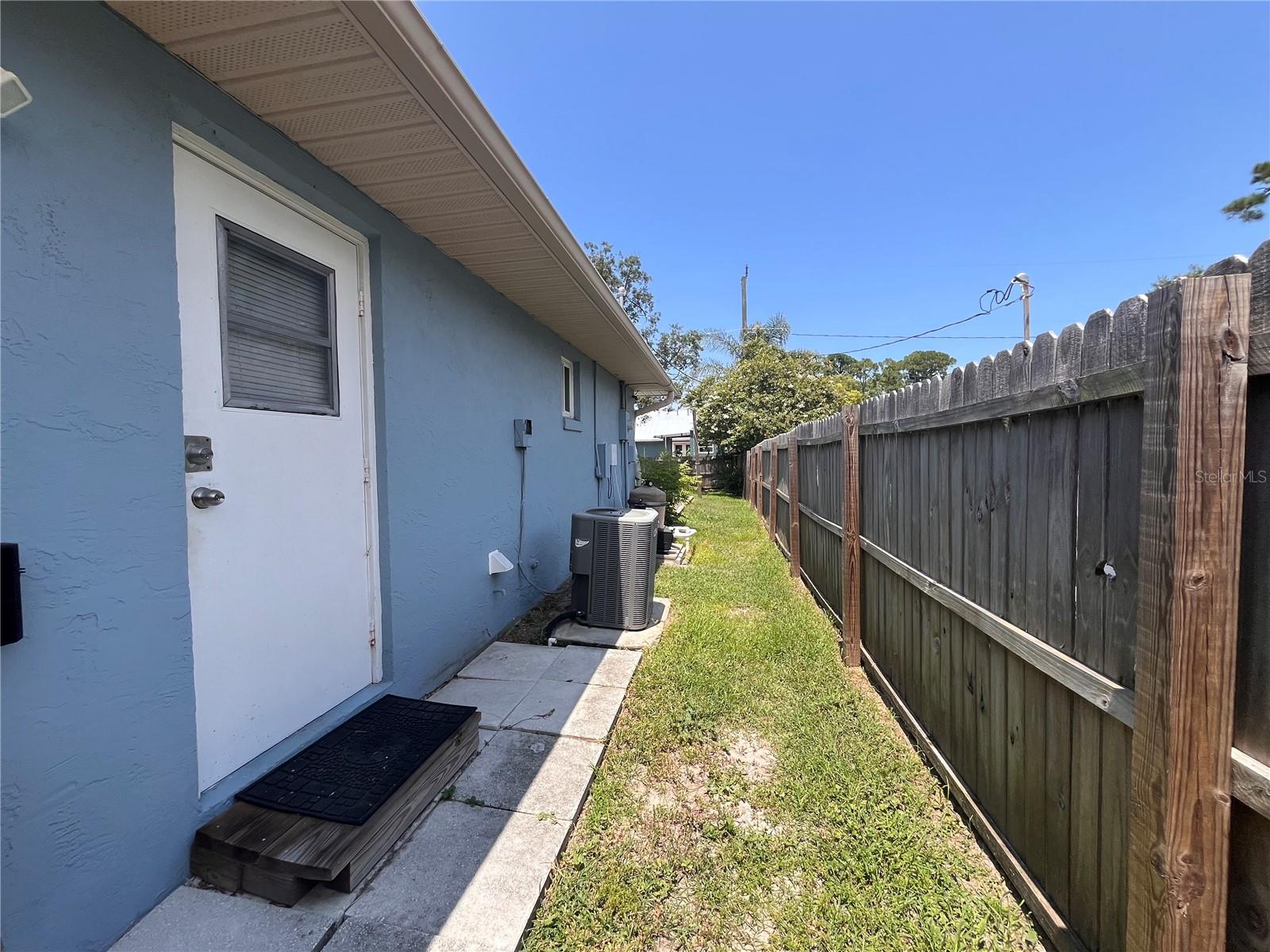 NIELSEN REP TURNBULL SHORES - Residential