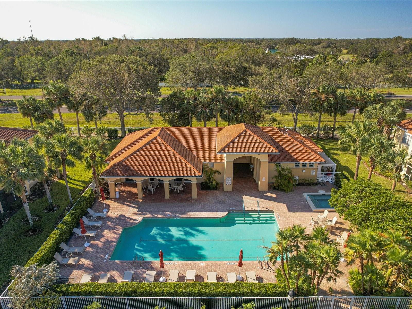 BOCA GROVE - Residential