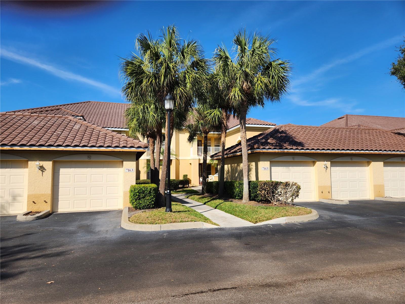 BOCA GROVE - Residential