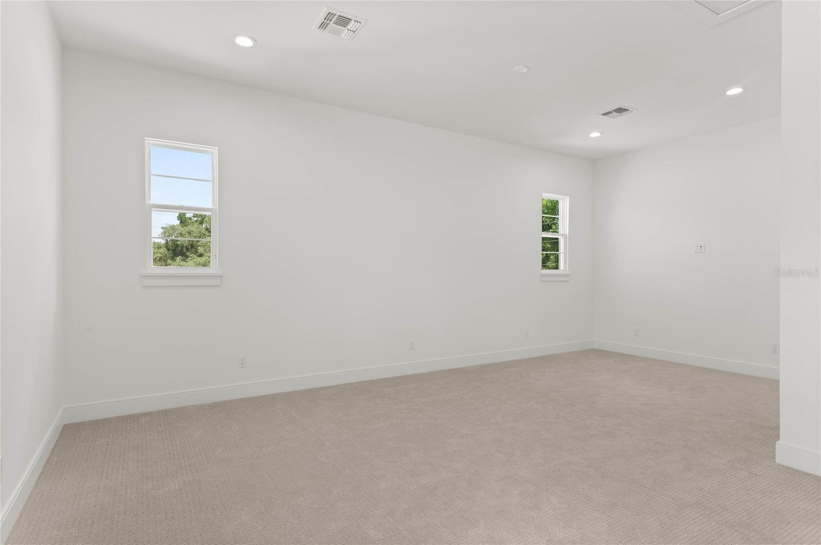 SYLVAN ESTATES - Residential